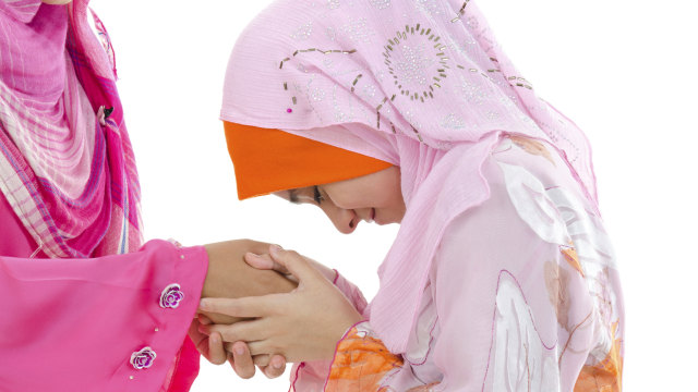 Ilustrasi Idul Fitri yang saling bermaafan (Foto: Thinkstock)