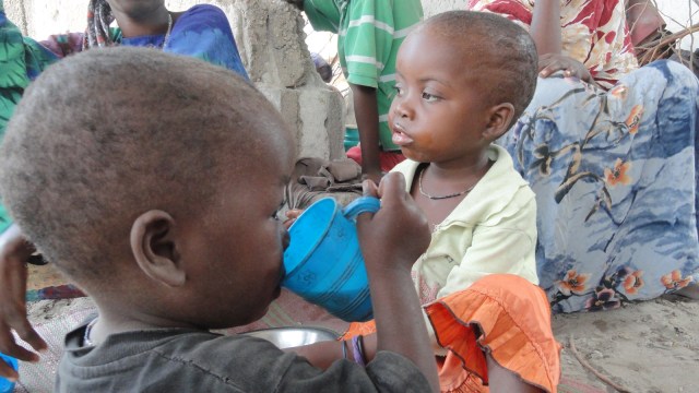 Anak-anak Somalia yang kelaparan. (Foto: Dok. relawan ACT)