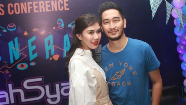 Syahnaz dan Jeje Govinda  (Foto: Munady)