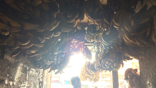 Pisang Tanduk di Kios Pisang Goreng Mpo Nur. (Foto: Iqra Ardini/kumparan)