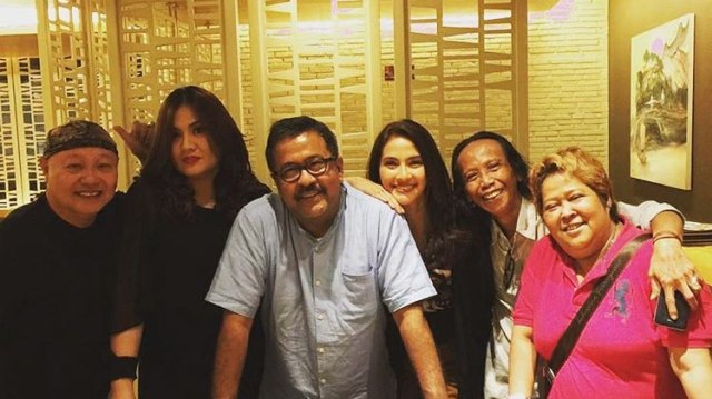 Para pemain Si Doel reunian. (Foto: Instagram @mandra_ys)