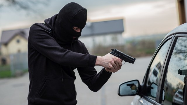 Ilustrasi penembakan mobil (Foto: Thinkstock)