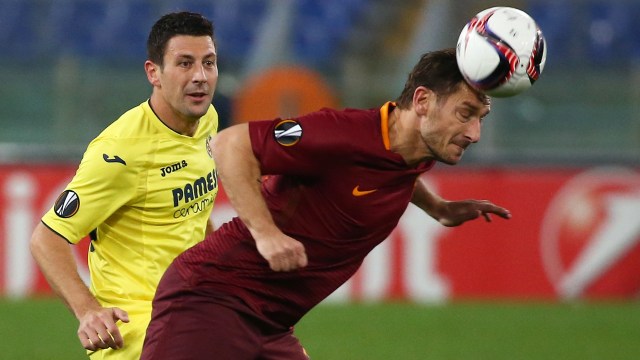 Totti sudah tak seperti dulu. (Foto: REUTERS/Alessandro Bianchi)