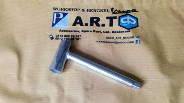 Kunci Busi Vespa (ilustrasi). (Foto: Facebook Ncexs Copper)