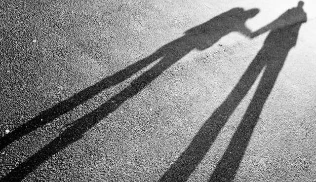 Ilustrasi anak dan orangtua (Foto: Flickr)