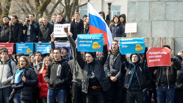 Massa demo anti pemerintah Rusia. (Foto: Reuters/Yuri Maltsev)