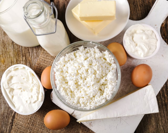 Hindari konsumsi produk olahan susu (Foto: thinkstock)