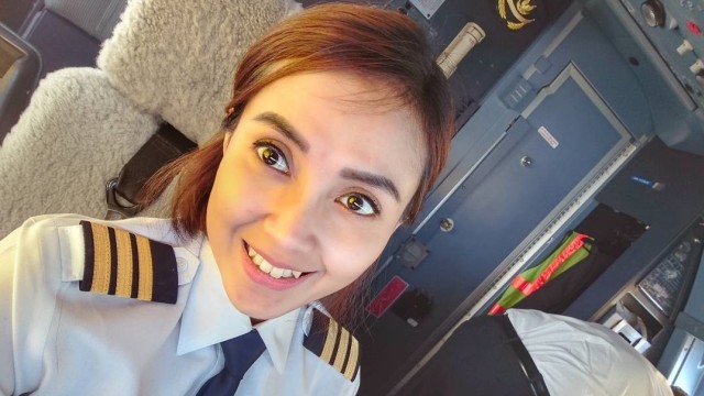 Kopilot Sarah Widyanti (Foto: instagram/@sarah.widy)