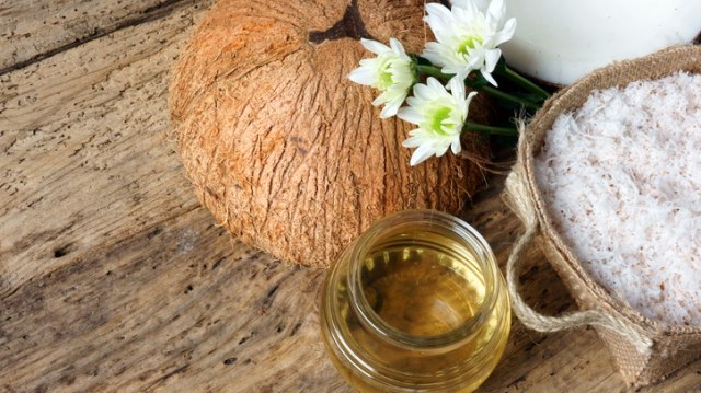 Minyak Kelapa  Foto: thinkstockphotos