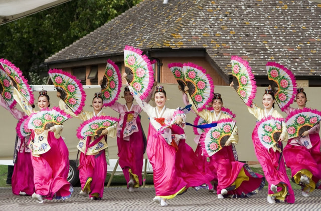 Cantiknya Tari Kipas Korea, Buchaechum (1)