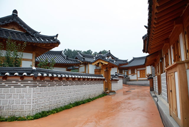 Merasakan Jadi Orang Korea Tempo Dulu di Gongju Hanok Village (2)