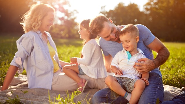 Rasa Cinta Orang Tua ke Anak (ilustrasi). (Foto: Thinkstock)