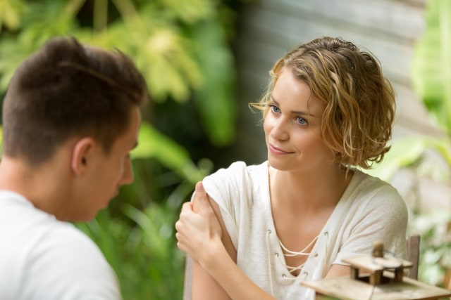 Jadilah pendengar yang baik (Foto: thinkstock)