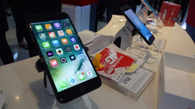 iPhone 7 Plus. (Foto: Jofie Yordan/kumparan)