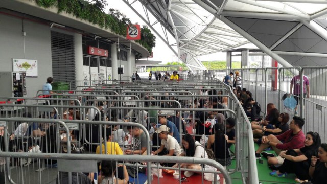 Antrian Konser Coldplay (Foto: Cornelius Bintang/kumparan)