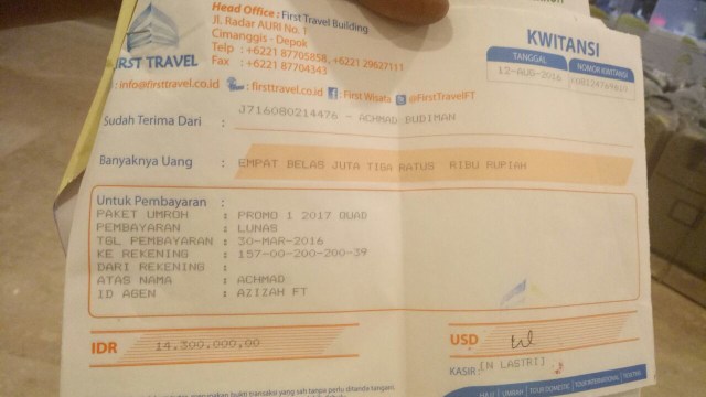 Kwitansi pelunasaan biaya Umrah First Travel. (Foto: Aria Pradana/kumparan)