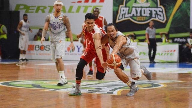 Garuda Bandung melawan CLS Knights. (Foto: Instagram: @bankbjbgarudabandung)