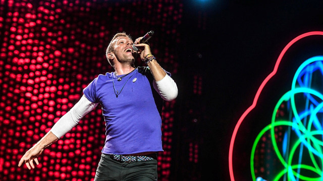 Penampilan Konser Coldplay di Singapura. (Foto: The Straits Times/Mark Cheong via REUTERS)