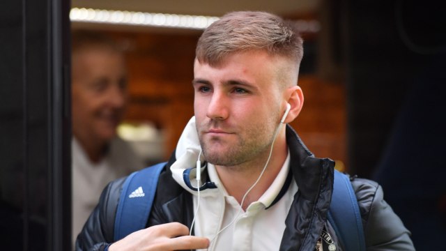 Luke Shaw terus dipinggirkan Mourinho. (Foto: Anthony Devlin/Reuters)