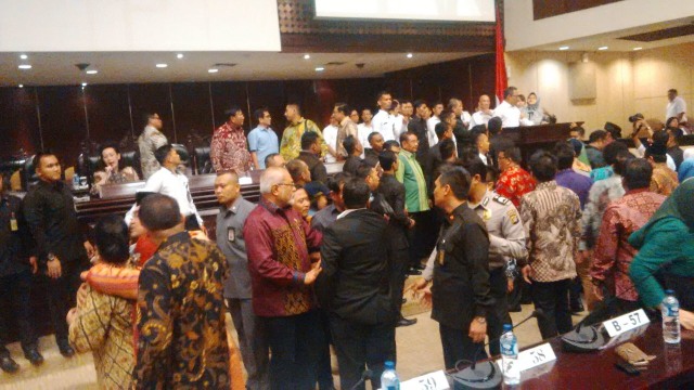 Rapat DPD rusuh (Foto: Fahrian Saleh/kumparan)