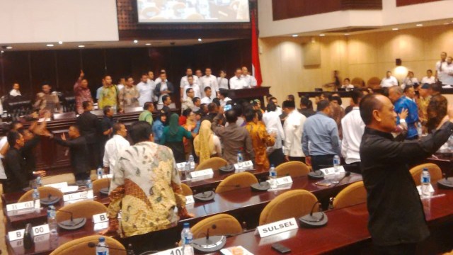 Rapat DPD rusuh (Foto: Fahrian Saleh/kumparan)