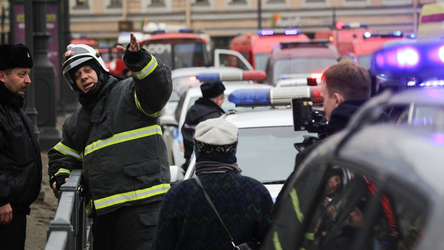 Ledakan di St. Petersburg, Russia (Foto: Anton Vaganov/Reuters)