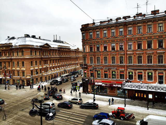 St. Petersburg, si Cantik Penyembuh Luka Hati