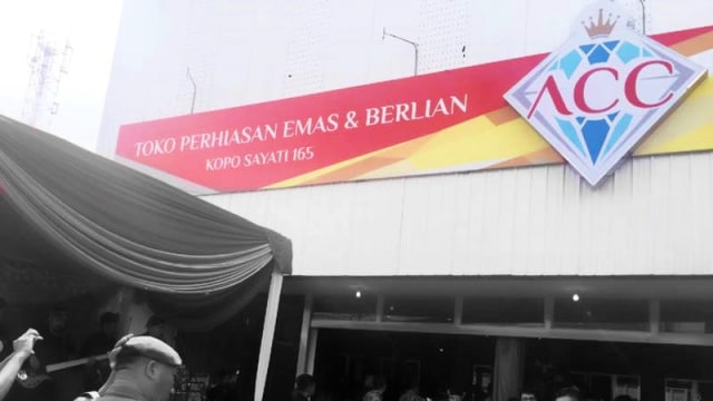 Toko perhiasan emas dan berlian ACC Bandung. (Foto: Ela Nurlela/kumparan)