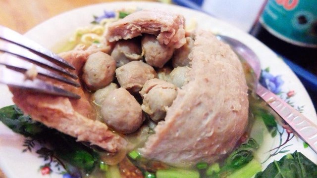 Bakso beranak sentul yang menghebohkan netizen (Foto: Instagram/@bogoreatery)