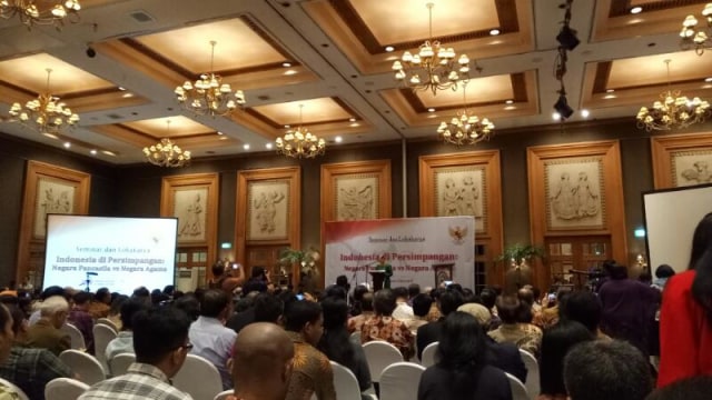 Diskusi "Indonesia di Persimpangan Jalan" (Foto: Aprilandika Hendra Pratama/kumparan)
