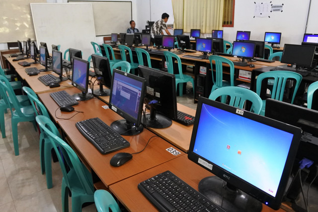 Fasilitas Ujian Nasional. (Foto: Seno/Antara)