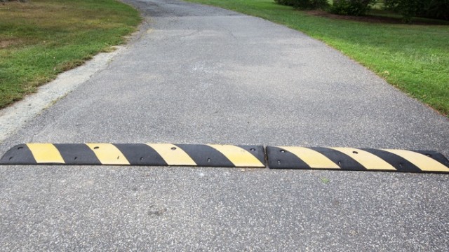 Ilustrasi Polisi Tidur Foto: thinkstock