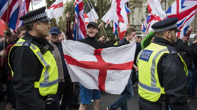 English Defence League (Foto: Ben Stevens/ PA via AP)