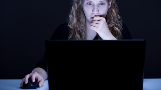 Ilustrasi teror media sosial. (Foto: Thinkstock)