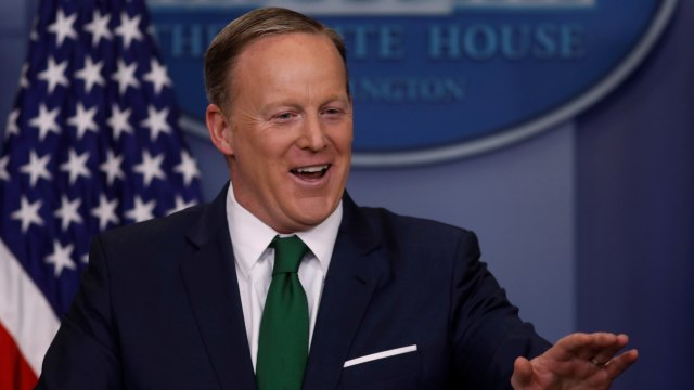 Juru Bicara Gedung Putih, Sean Spicer (Foto: Jonathan Ernst/Reuters)
