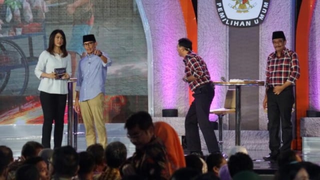 Sandi protes terhadap pendukung Ahok (Foto: Aditia Noviansyah/kumparan)