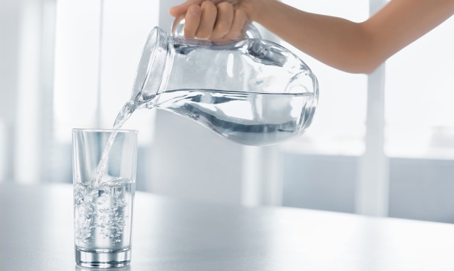 Ada saat yang tidak tepat untuk minum air. (Foto: Thinkstock)