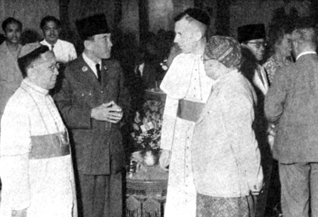 Sukarno, Ende, dan Katolik