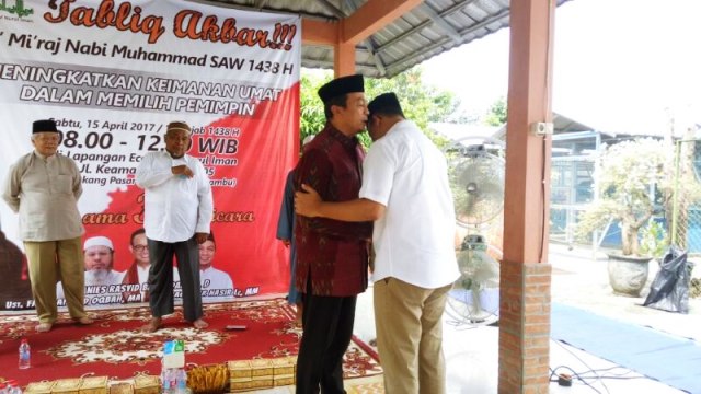 Anies kampanye bareng Bachtiar Nasir. (Foto: Ainul Qalbi/kumparan)