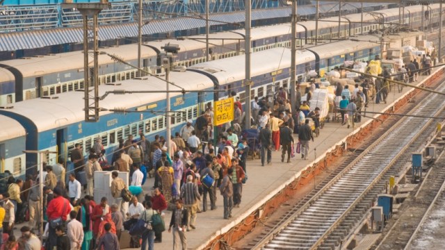 Stasiun Kereta Api New Delhi (Foto: http://www.travelandescape.ca)