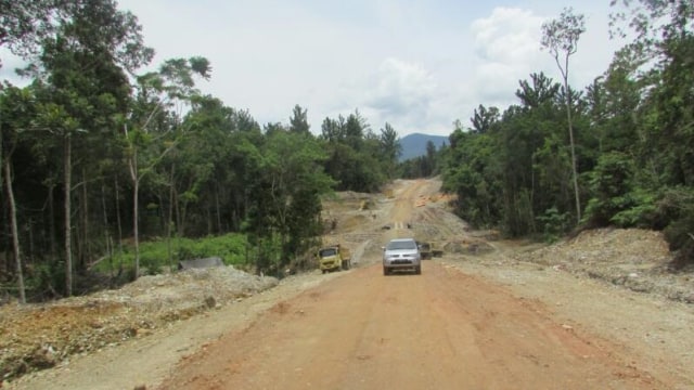 Jalan perbatasan Papua. (Foto: Bina Marga PUPR)