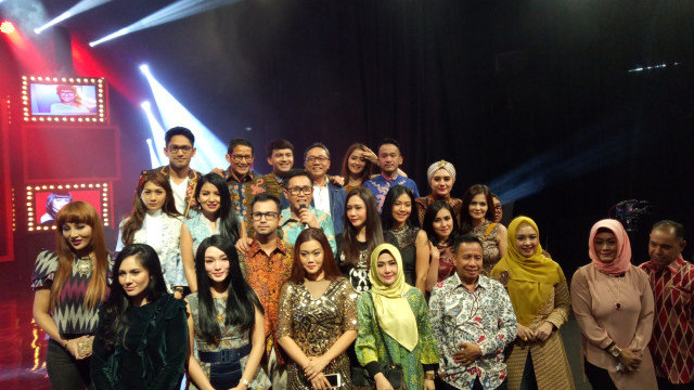 Keluarga, sahabat, dan pejabat hadir dalam acara. (Foto: Prabarini Kartika/kumparan)