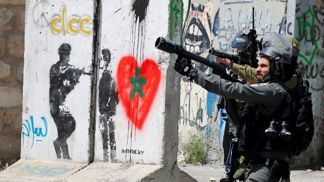 Aksi solidaritas Palestina untuk tahanan Israel. (Foto: Reuters/Ammar Awad)