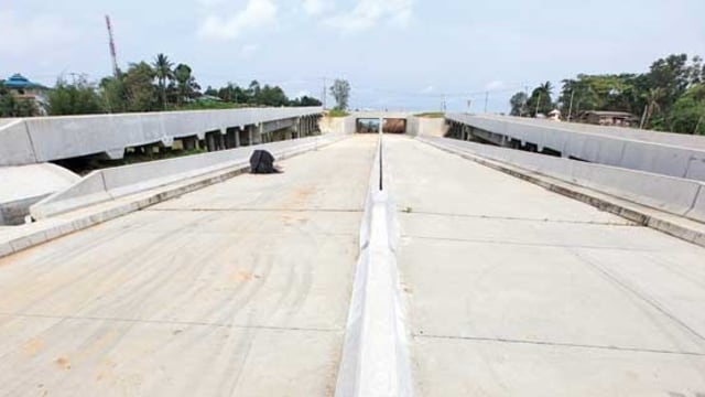 Jalan Tol Samarinda Balikpapan (Foto: Wikipedia)