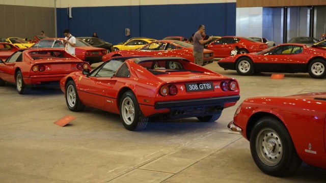 Mobil Ferrari (Foto: Gesit Prayogi/kumparan)