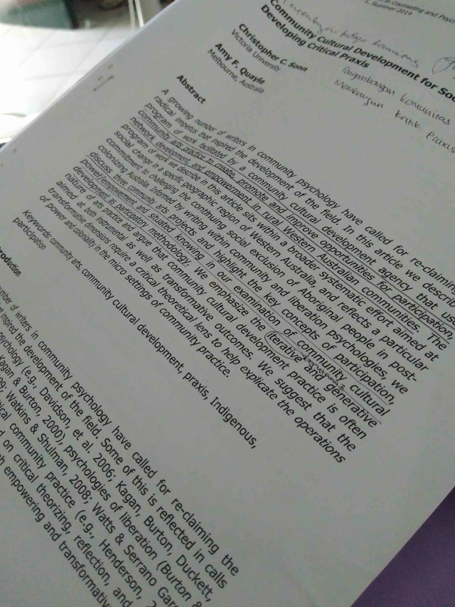 Jurnal Sistem Sosial kuh