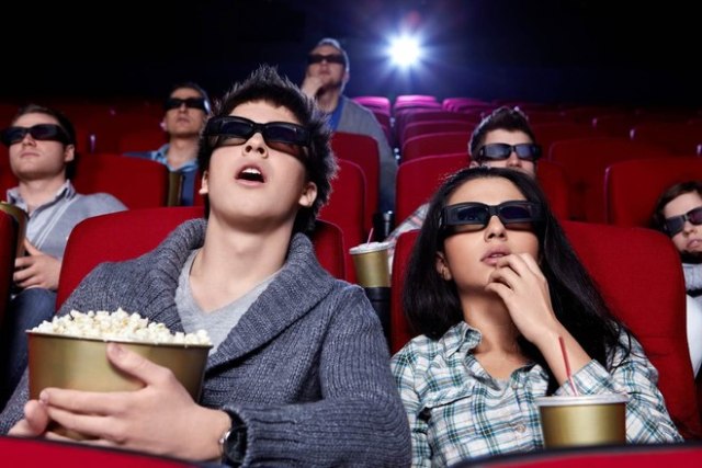 Nonton bioskop (Foto: Istimewa)