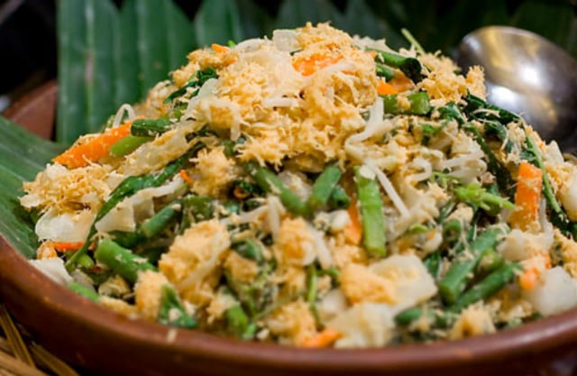 Urap sayur. (Foto: Dok. resepdanmasakan.com)