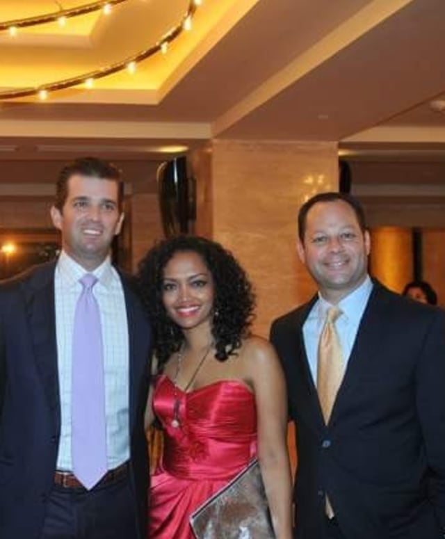 Sari dan Donald Trump Jr. (Foto: Sari Kusumaningrum.)