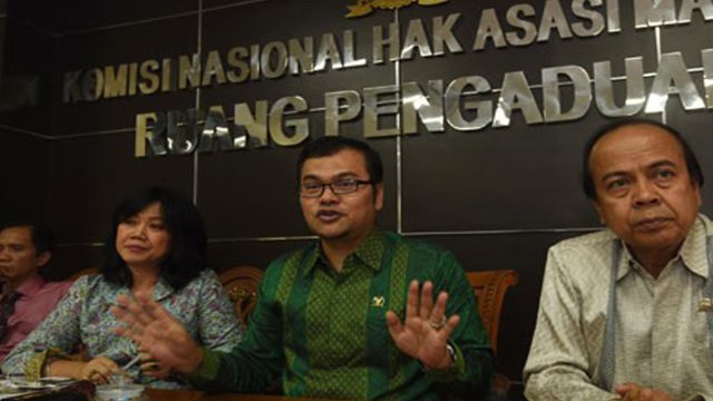 Maneger Nasution (tengah). Foto: Antara/Akbar Nugroho Gumay
